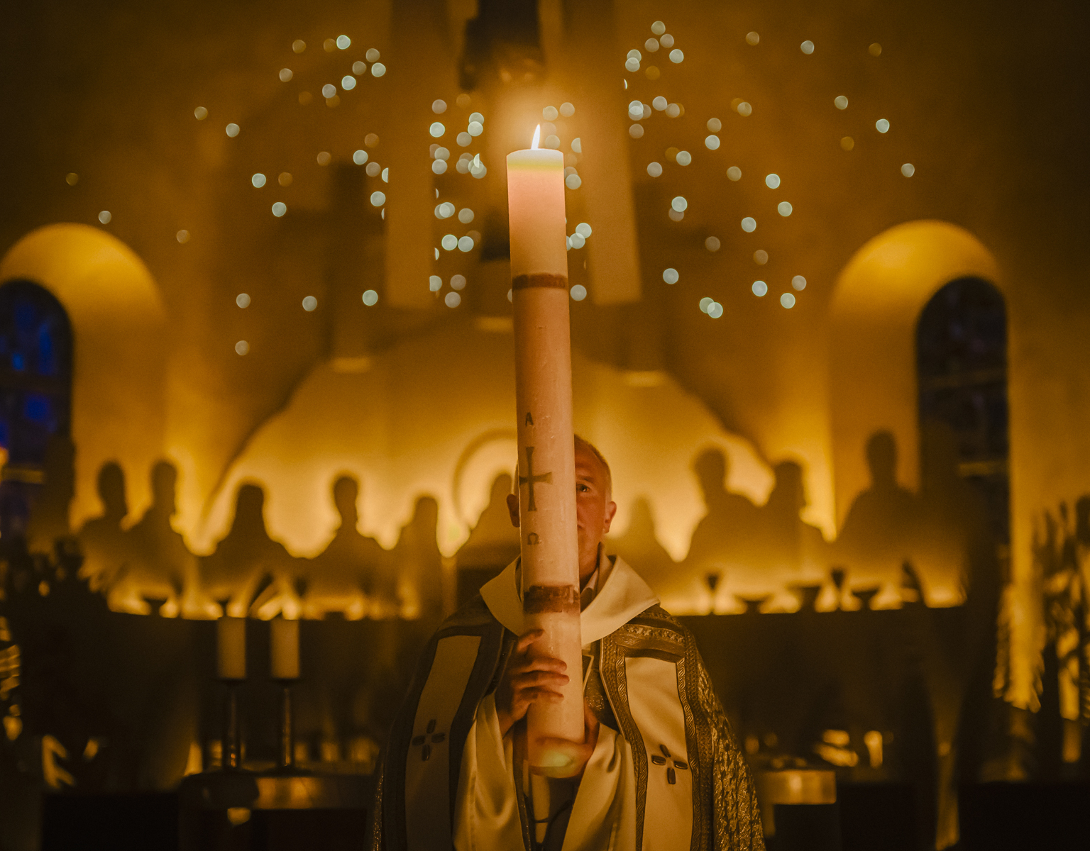 Easter Vigil at the Church of St-Rédempteur, Saturday 19 April 2025. (© Gabriel Monnet)