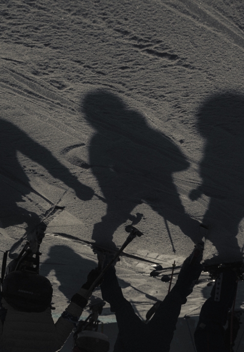 Race inspection before the men's downhill on 7th March 2026 in Cortina, Italy. (© Gabriel Monnet)